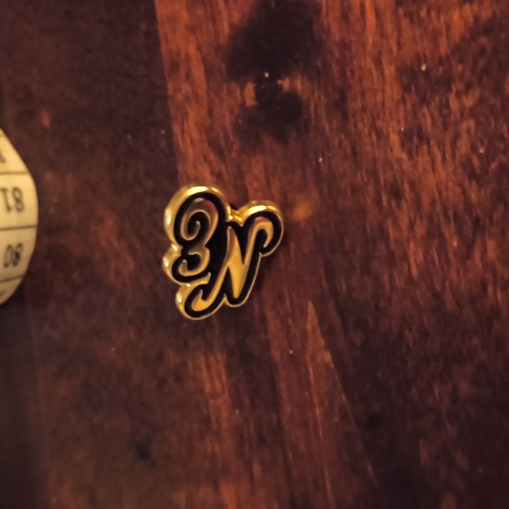 New era pin used pin